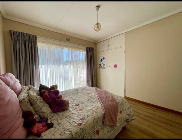 3 BEDROOM HOUSE FOR SALE IN THREE RIVERS EAST